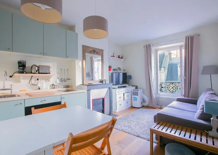 Апартаменты Ternes 1 Bedroom *